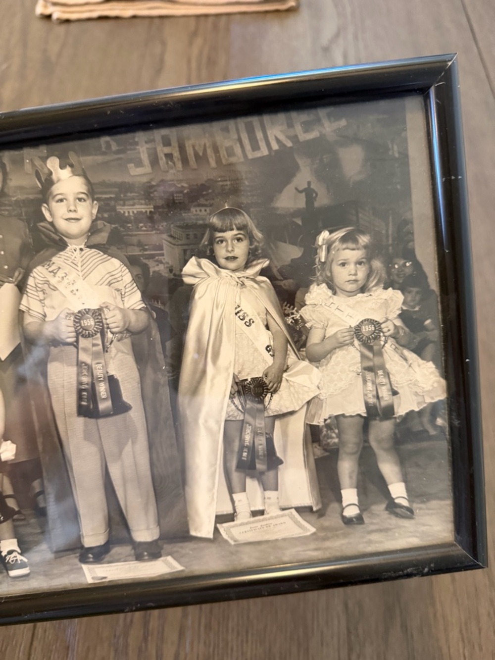Vintage Picture In Frame Costume Contest Jamboree Cute Unique Kids Children - Picture 2 of 6